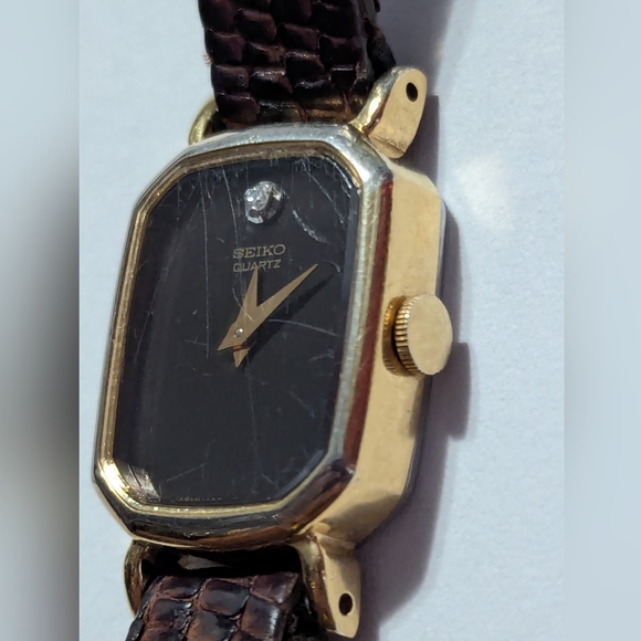 (935)Vintahe Seiko (1400-5309)Women’s Gold Tone Diamond Accent Watch Lizard Band - Picture 8 of 12